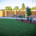Borostyan Apartmanhaz *