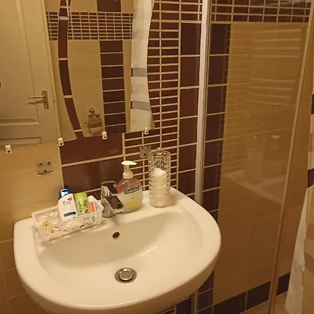 Borostyan Apartmanhaz Daire