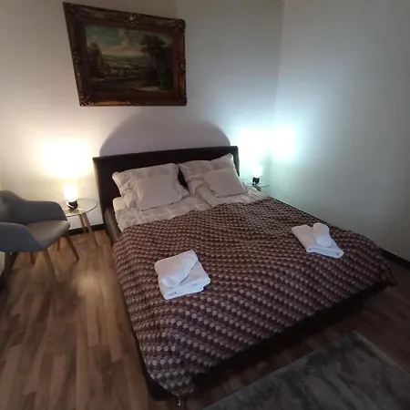 Borostyan Apartmanhaz Daire