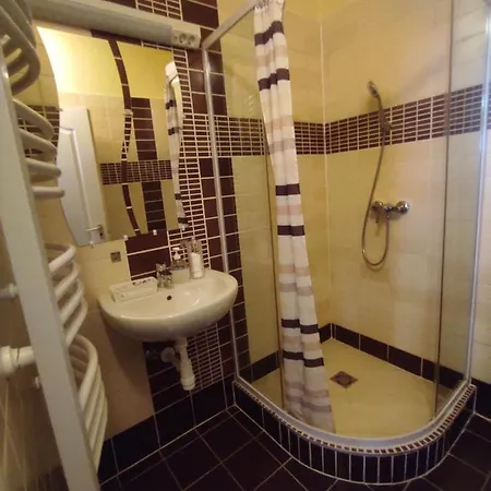 Daire Borostyan Apartmanhaz *