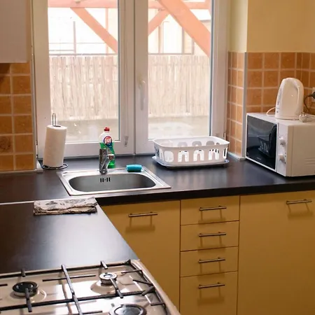 Borostyan Apartmanhaz Daire
