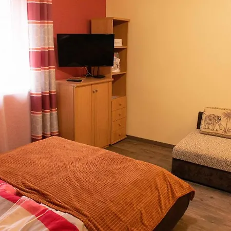 Borostyan Apartmanhaz * Mórahalom