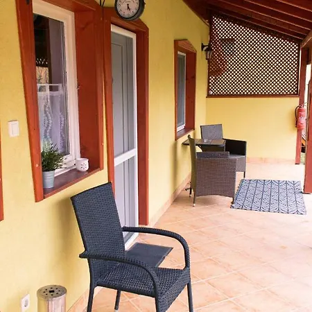 Appartement Borostyan Apartmanhaz *