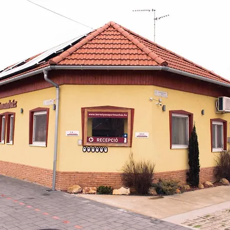 Apartman Borostyan Apartmanhaz Mórahalom