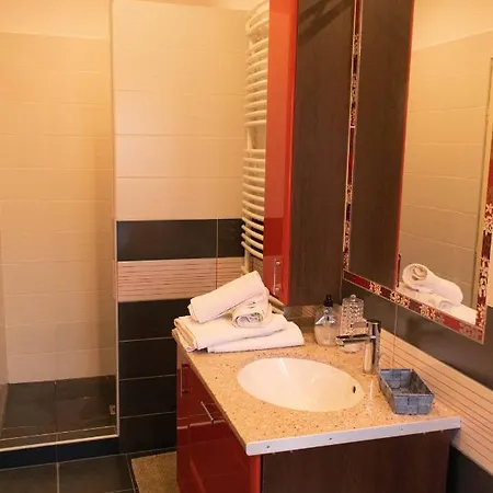 Borostyan Apartmanhaz