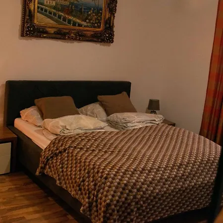 Borostyan Apartmanhaz Apartman *