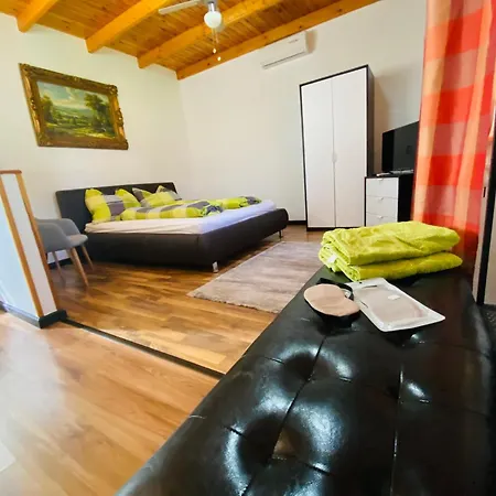Borostyan Apartmanhaz Daire Mórahalom