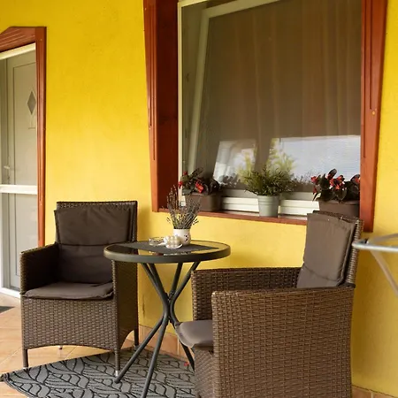 Borostyan Apartmanhaz Mórahalom