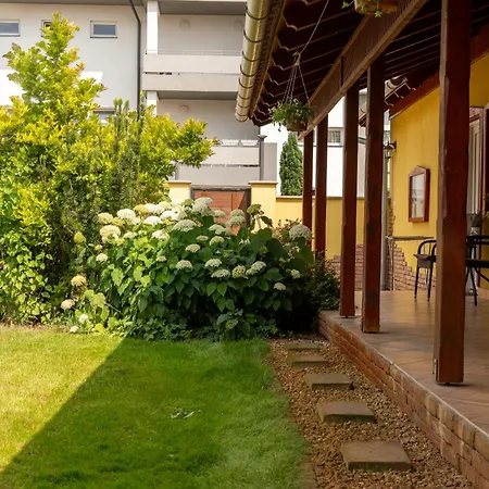 아파트 Borostyan Apartmanhaz Mórahalom