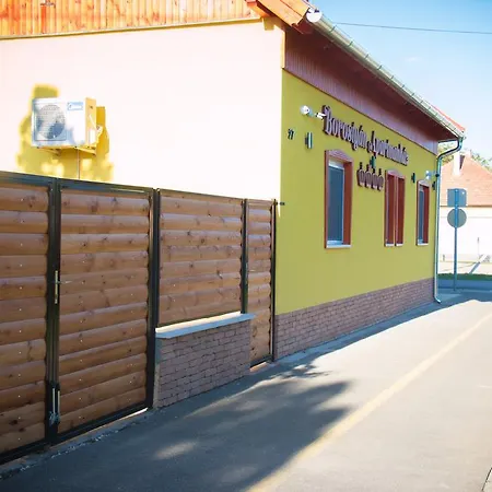 Apartman Borostyan Apartmanhaz *