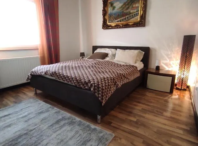 Borostyan Apartmanhaz *