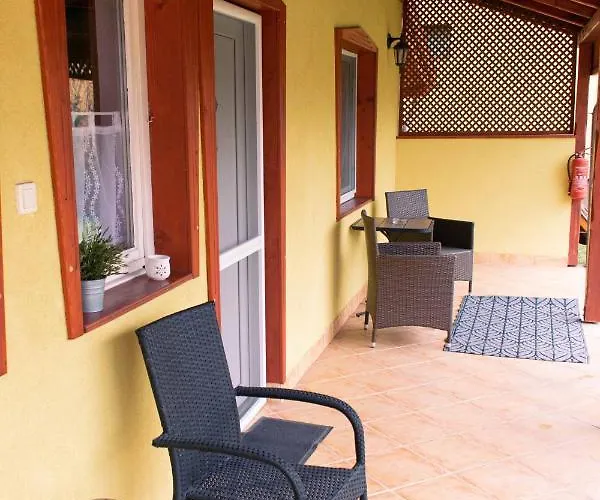 Apartament Borostyan Apartmanhaz *